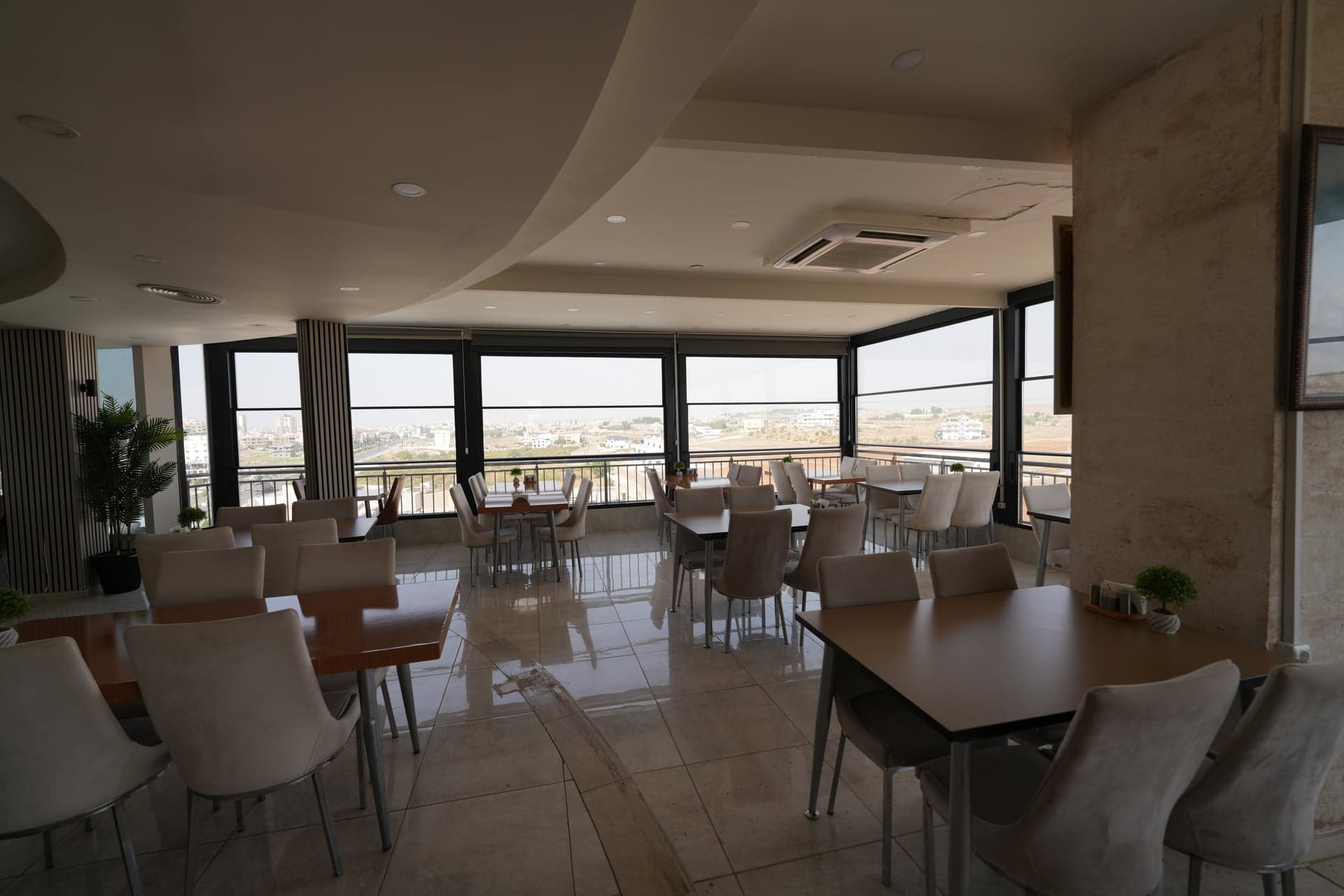 Akitu Restaurant 4
